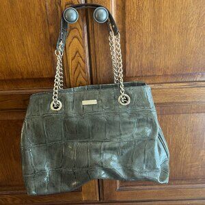 Elegant Crocodile-Embossed Bag